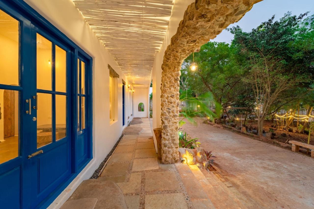 Conch Resort Luxury Private Pool Suites Pondicherry Bagian luar foto