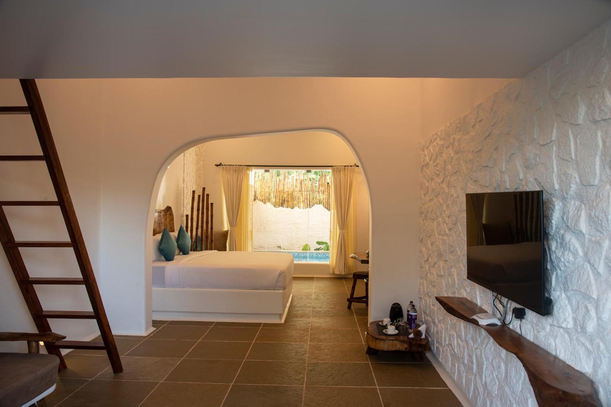 Conch Resort Luxury Private Pool Suites Pondicherry Bagian luar foto