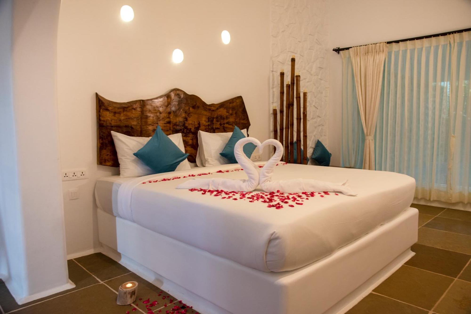 Conch Resort Luxury Private Pool Suites Pondicherry Bagian luar foto