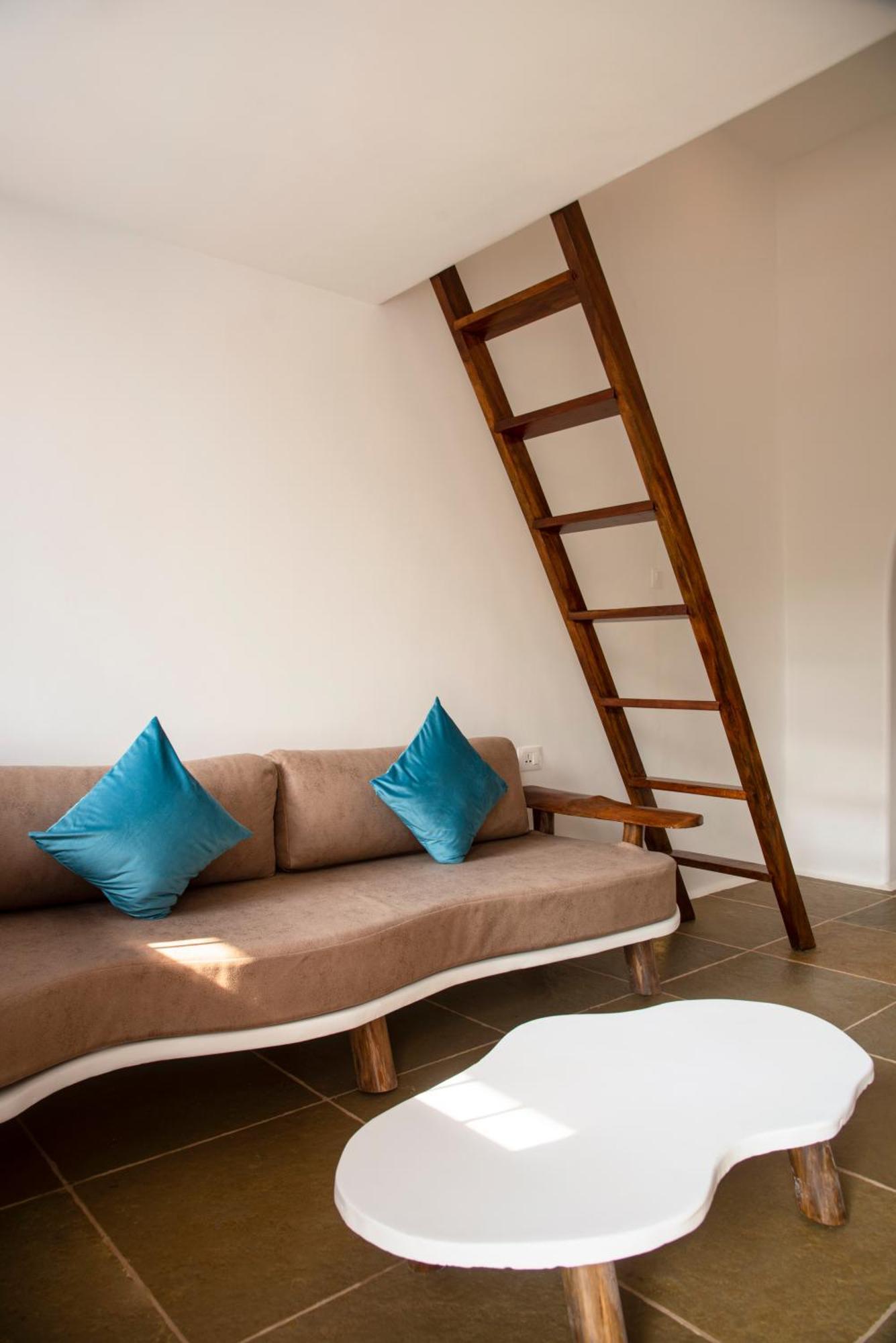 Conch Resort Luxury Private Pool Suites Pondicherry Bagian luar foto